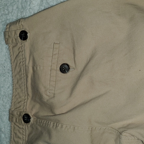 Old Navy low waist stretch khakis size 4 petite - Picture 9 of 12